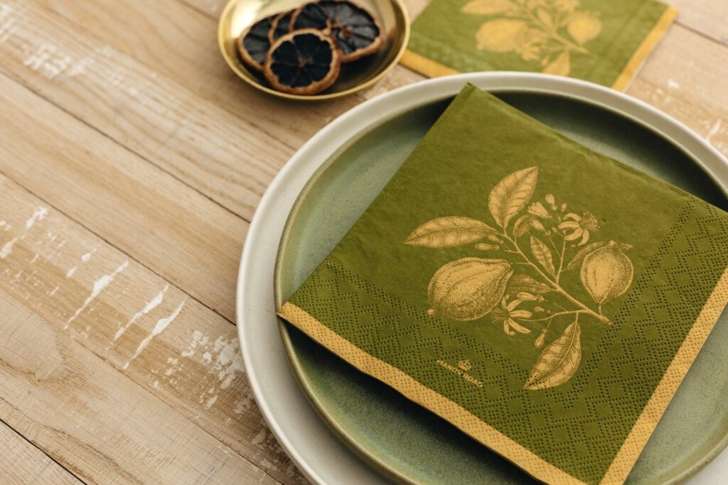 Manor Road Lemon Green/Gold Luncheon Napkins 20Pk (Case of 6)